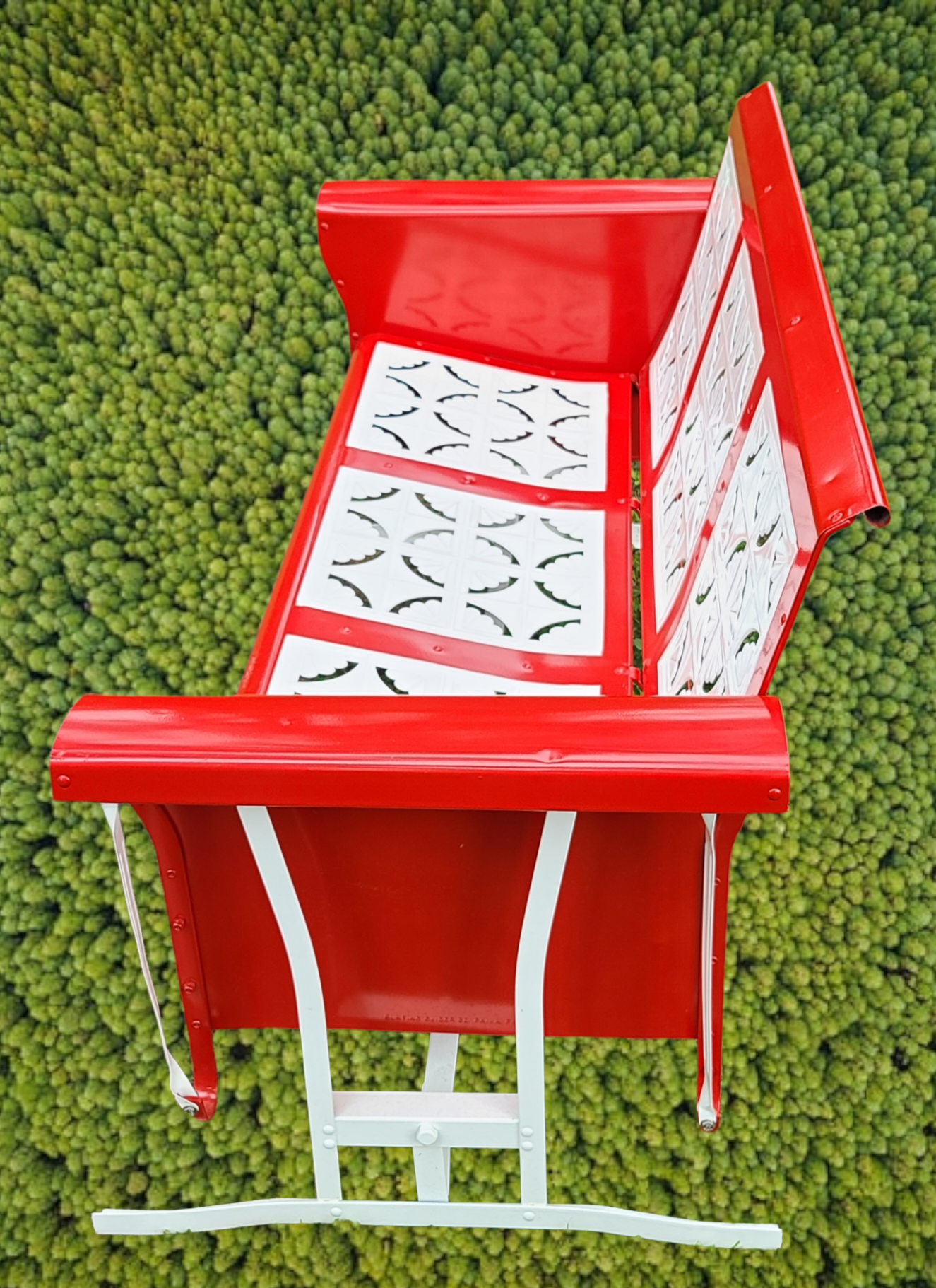 Vintage Bunting Pie Crust Powder Coated 3-Seat Porch Glider & 2 Chairs
