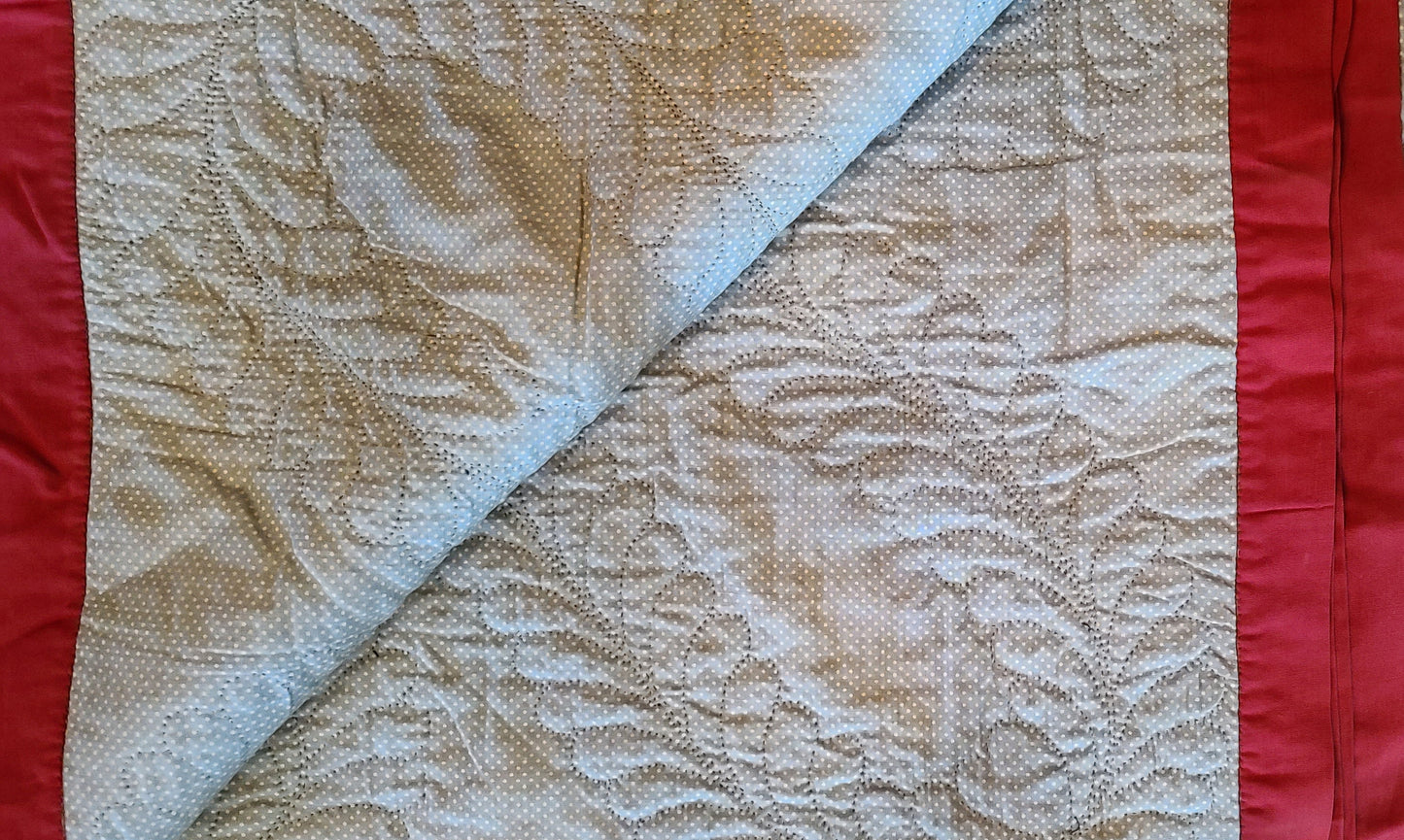 Antique Lancaster County Amish Diamond in Square Quilt: Circa 1920