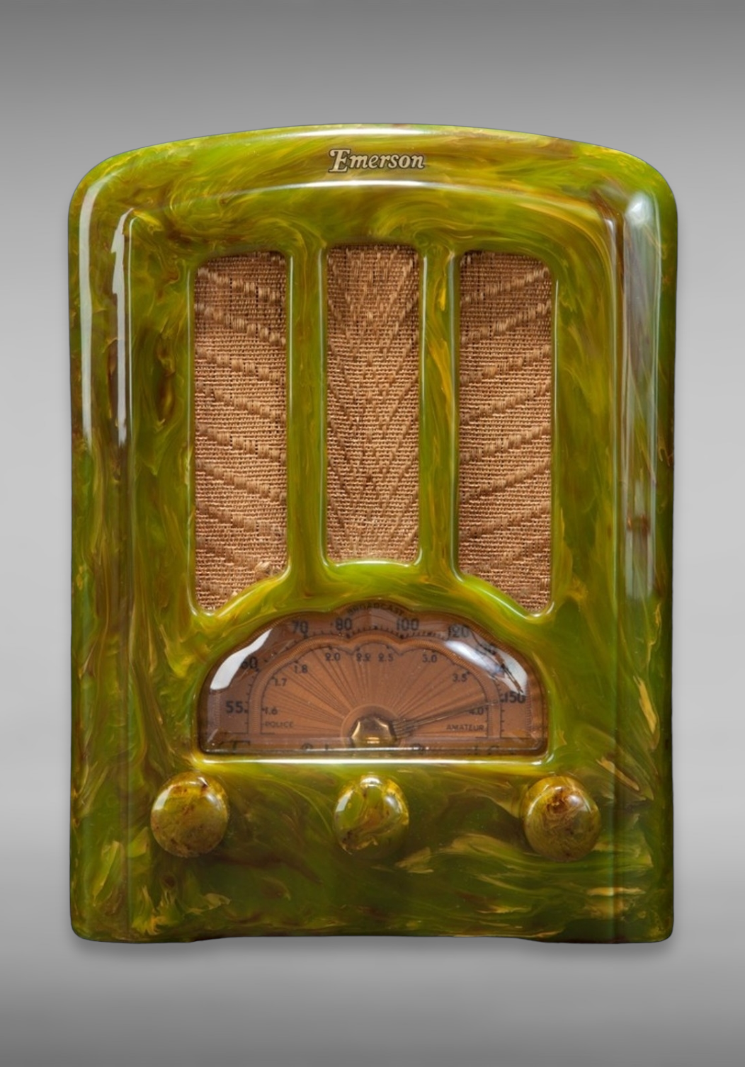 Green Emerson AU-190 Cathedral Catalin Bakelite Radio